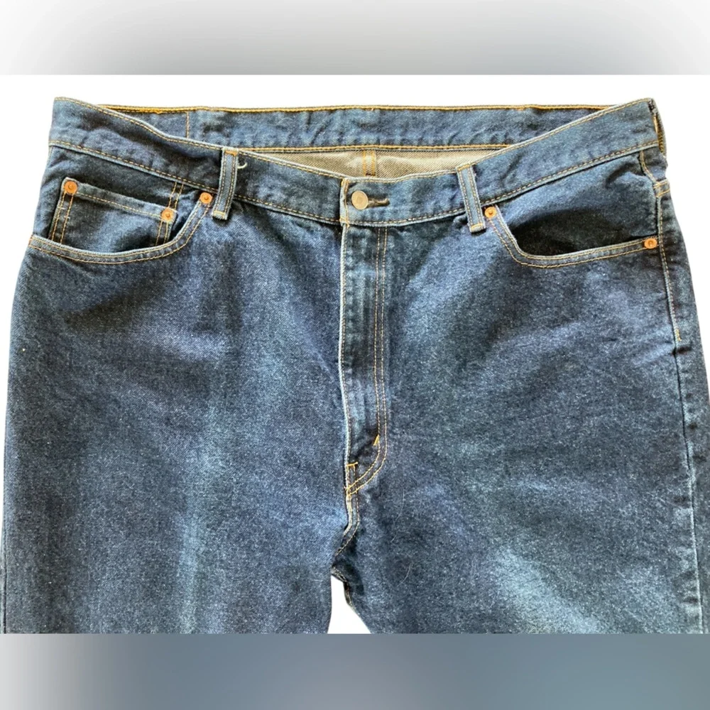 Levi's 550 5 pocket Relaxed Blue Jeans with Classic Denim Style 42x29